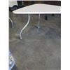 Image 2 : HERMAN MILLER KIVA COLLECTION PEBBLE TABLE ROLLING WORKSTATION