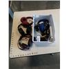 Image 1 : TRAY OF HEADPHONES