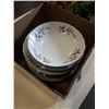 Image 2 : HARMONY HOUSE CHIAN PLATES AND BOWLS