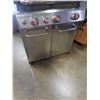 Image 2 : WEBER STAINLESS PROPANE BBQ WITH COVER