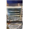 Image 3 : BLACK AND DECKER CRISP N BAKE AIR FRY TOASTER OVEN - TESTED WORKING, RETAIL $149