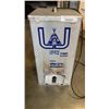 Image 2 : LITTLE CHIEF ELECTRIC SMOKER