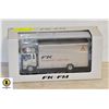 Image 1 : NEW MITSUBISHI FUSO DIE CAST TRUCK MODEL