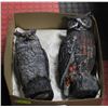 Image 1 : BOX WITH TWO LARGE GARDEN OWLS 15 INCH