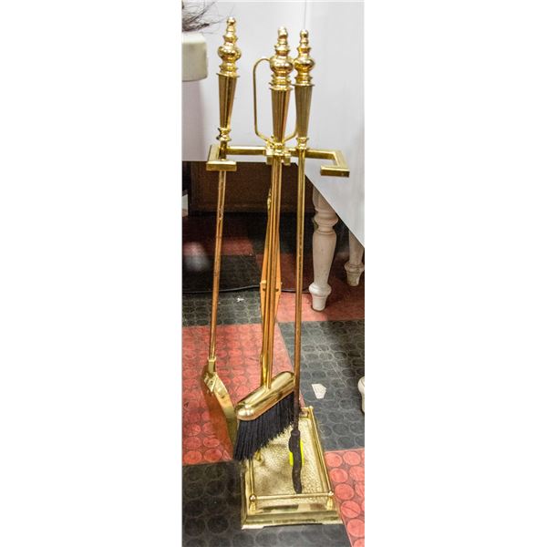 GOLD TONE METAL FIREPLACE SET
