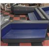 Image 1 : EXTRA LARGE COMMERCIAL SECTIONAL - HAS A TEAR