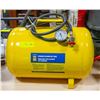Image 1 : 5 GALLON PORTABLE AIR TANK - 125 PSI,