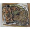 Image 1 : BOX WITH MAC DADDY ELK CALL, DRY ICE RABBIT