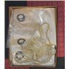 Image 1 : BOX WITH SET OF 2 CREAM COLOURED
