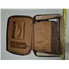Image 2 : BROWN LEATHER SHAVING KIT W/ ACCESSORY CASES