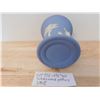 Image 4 : 732 WEDGWOOD VASE 3 ¾” TALL