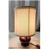 Image 7 : Medalta Burgundy pottery table lamp - GWO