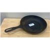 Image 1 : 9" cast iron enamel frying pan - Levcowar