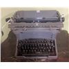 Image 1 : Vintage typewriter - underwood