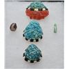Image 1 : 3 Santo Domingo Inlay Shells, 1 Zuni Bead, 1 Bead