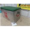 Image 6 : 7 Up Embossed Aluminum Picnic Cooler with Upholstered Top 13" x 14" x 22"