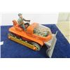 Image 5 : Handy Hank Battery Operated Mystery Tractor in Original Box 11" Long - G.W. Toys Made in Japan