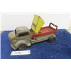 Image 1 : Lincoln Pressed Tin Lift Back Truck - Rear Dully Tires - Cement Truck ??