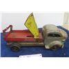 Image 3 : Lincoln Pressed Tin Lift Back Truck - Rear Dully Tires - Cement Truck ??
