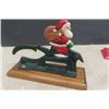 Image 7 : 3 Cast Iron Nutcrackers ; Santa + Dog