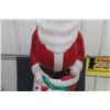 Image 4 : Santa Claus Light Up Blow Mold 42" Tall