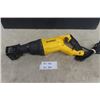Image 1 : DeWalt DWE 305 Reciprocating Saw