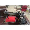 Image 8 : Singer Sewing Machine Model 99 with Case , Table + Accessories