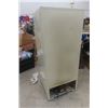 Image 3 : General Freeze Upright Freezer 23" x 27"x 56"