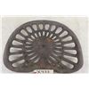 Image 3 : Sylvester Cast Iron Implement Seat