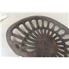 Image 5 : Sylvester Cast Iron Implement Seat