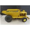 Image 6 : Lumar Mobile Dump Truck 12" Long