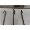 Image 2 : 3 Vintage Meat Hooks