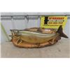 Image 1 : Mounted Walleye 34" Long