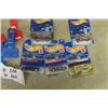 Image 2 : 5 Hot Wheels in Package & 16 Promo Service Station Window Ice Scrapers