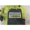 Image 6 : Pioneer P25 Easy Are Chainsaw - Needs Good Cleaning - Has Compression