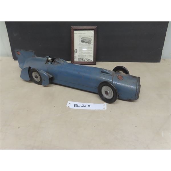 Kingsbury Toys Blue Bird British Racer with driver 1920's -looks complete + original - motor winds +