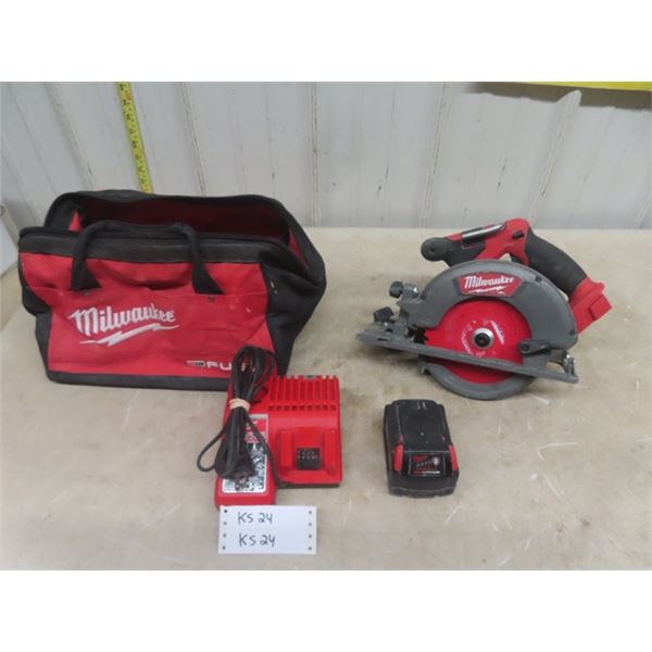 Milwaukee M18 Cordless Circular Saw with Charger + Battery + Bag - Tested