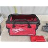 Image 4 : Milwaukee M18 Cordless Circular Saw with Charger + Battery + Bag - Tested