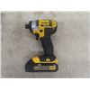 Image 2 : DeWalt 20V 1/2" Cordless Drill, 1/4" Impact Gun with Charger + Battery used in Bag - Tested