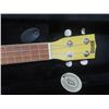 Image 3 : Mahalo Ukulele in Hard Case