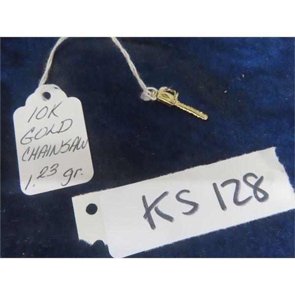 10k Gold Chainsaw Pendant - total weight 1.23g