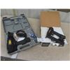 Image 1 : 2 Air Nailers; Prime + Bostitch