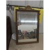 Image 5 : 2 Nice Sewing Machine Set of 3 Drawers , Wooden Framed Mirror