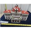Image 2 : Dept. 56 Victoria Station Hand Painted 1989 with Light - Retired
