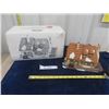 Image 1 : Dept. 56 Christmas Carol Cottage Hand Painted 1996 With Light - Retired