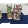 Image 2 : Dept. 56 Oliver Twist Fagan's Hide-A-Way 1996 with Light - Retired