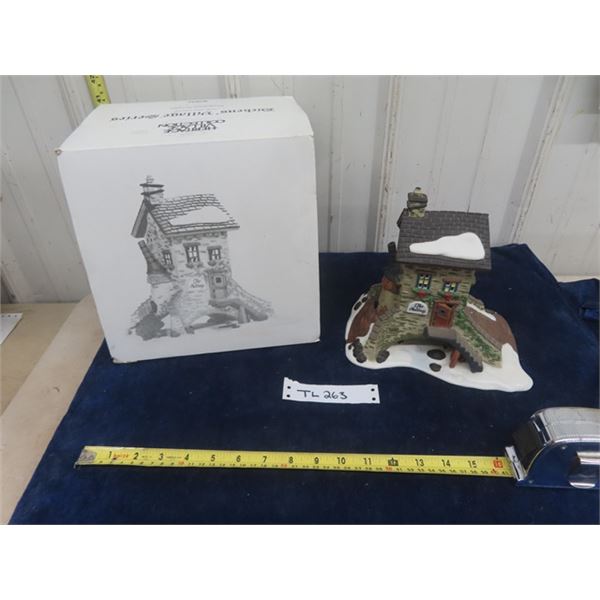 Dept. 56 The Maltings 1995 with Lights - Retired