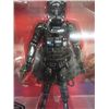 Image 2 : Star Wars 2017 Disney Exclusive 1sr Order Tie Fighter Pilot Die Cast Mint + Sealed