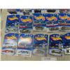 Image 3 : Lot of 32 Carded Hot Wheels