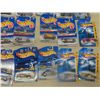 Image 5 : Lot of 32 Carded Hot Wheels